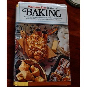1977 Woman's Day Book of Baking Cook Book